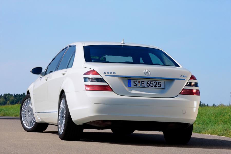  Mercedes-Benz S320 CDI BlueEFFICIENCY 2009 года  (фото 7 из 10)